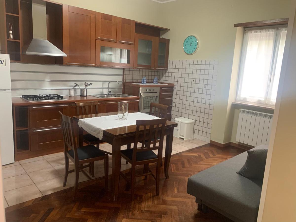 Apartamento Vittoria Celano Exterior foto